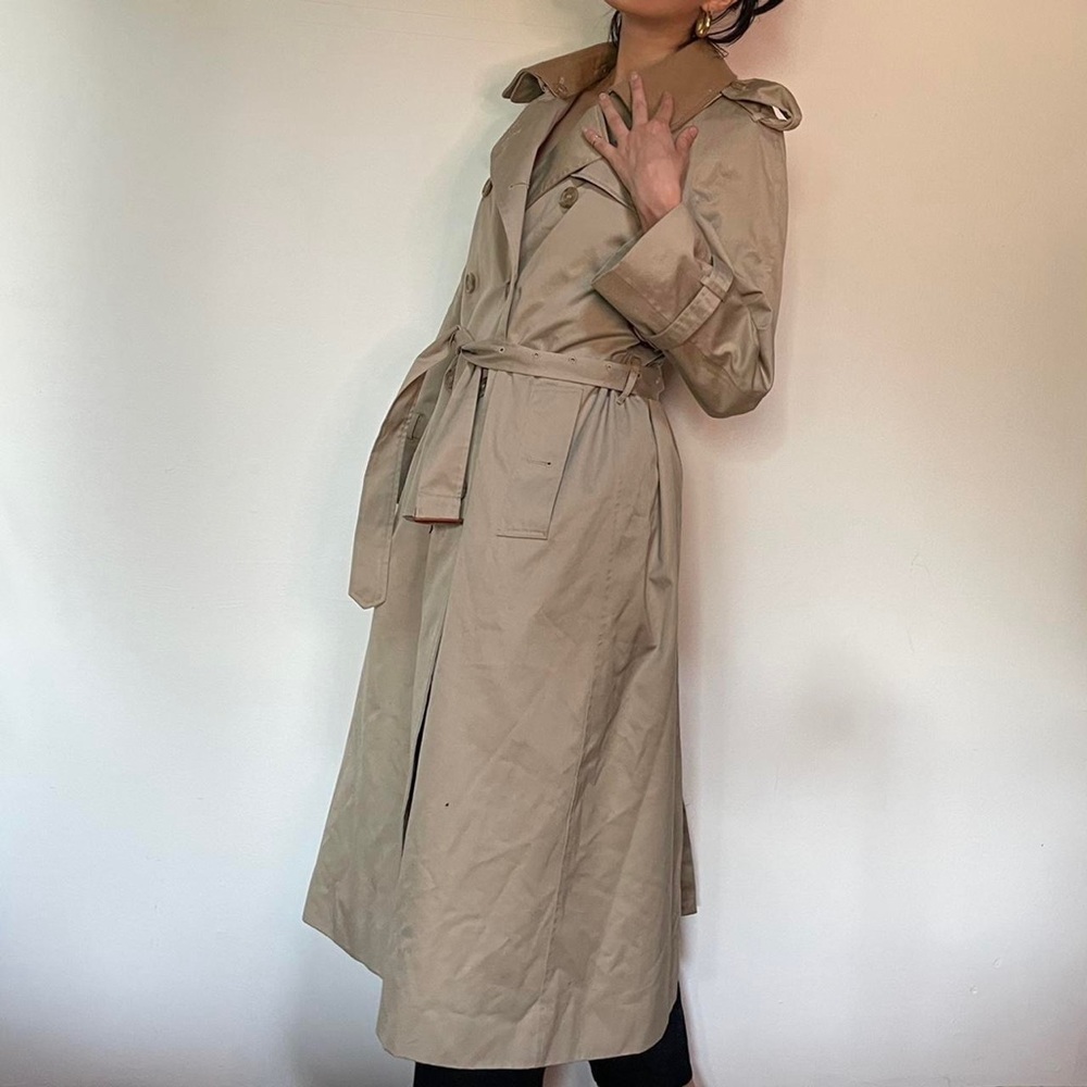 Vintage beige foxland trenchcoat